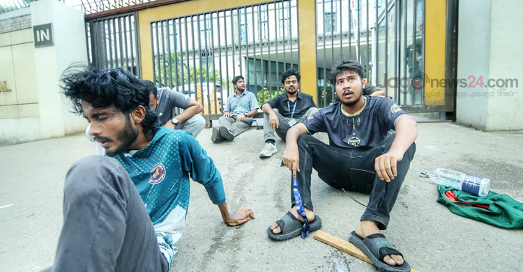 শিক্ষার্থীদের ওপর পুলিশের হামলা কোনোভাবেই গ্রহণযোগ্য নয়: বুয়েট