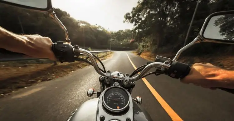 গতির নেশা স্বাধীনতা নাকি আত্মহত্যা