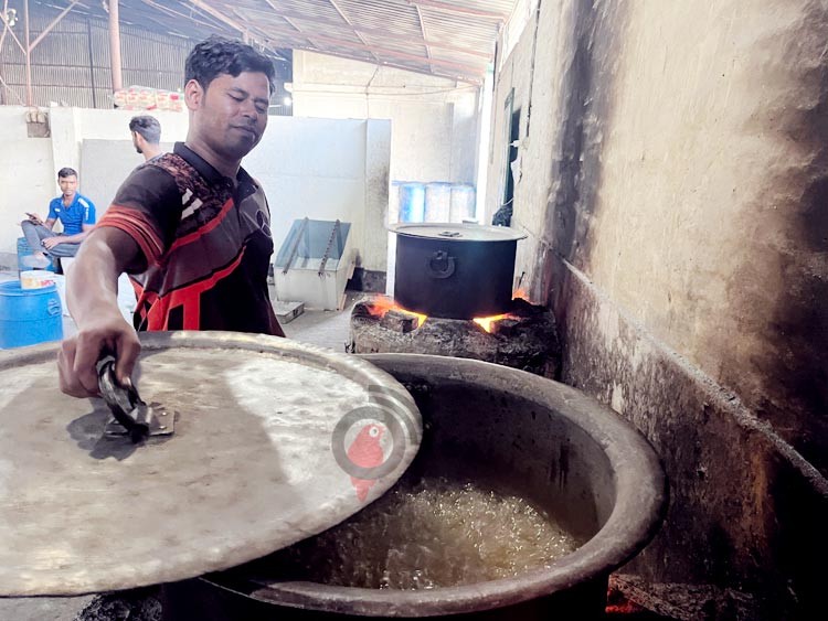 বিসিকের জায়গা সংকটে স্বপ্ন ভাঙছে নতুন উদ্যোক্তাদের