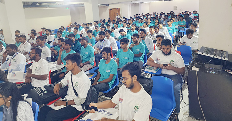 চাকরির প্রস্তুতি ও দক্ষতা উন্নয়নে ক্যারিয়ার মিটআপ