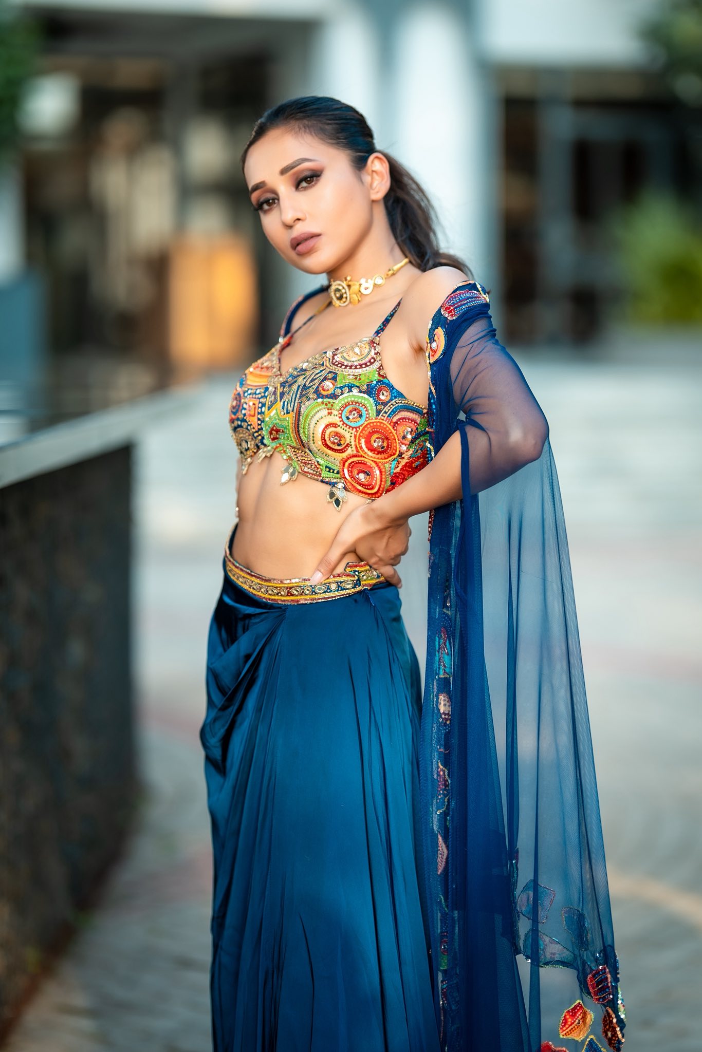 পশ্চিমবঙ্গের জনপ্রিয় অভিনেত্রী মিমি চক্রবর্তী