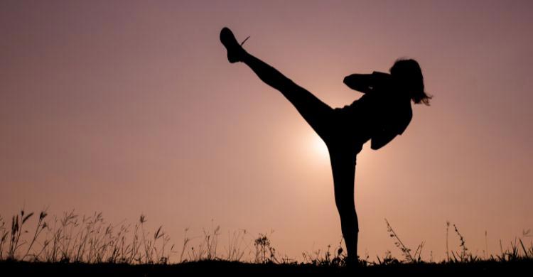 পুরোনো কষ্টকে লাথি মেরে নতুন যাত্রা শুরুর দিন আজ