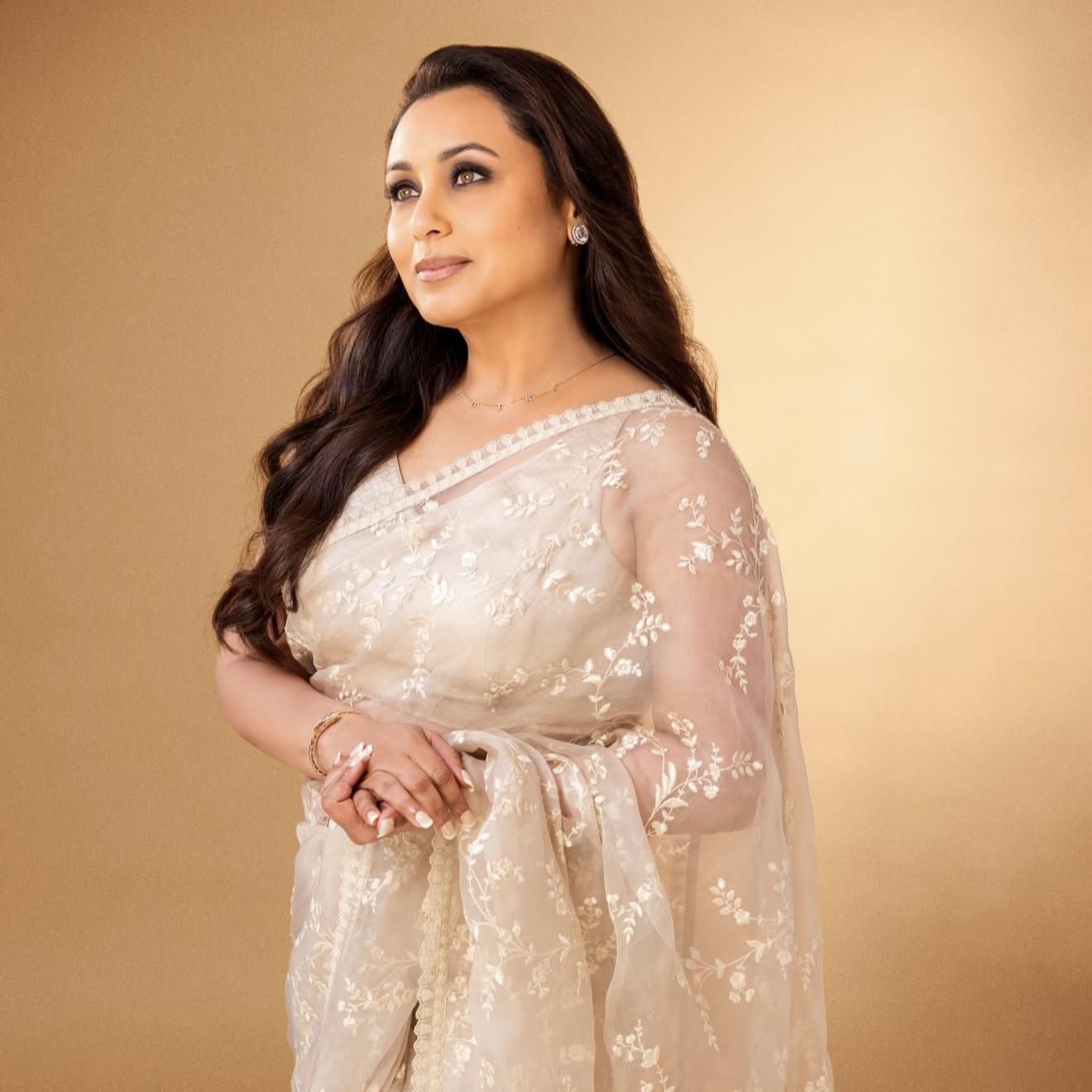 প্রতিদিন মুখে যে তেল লাগাতে ভোলেন না রানি