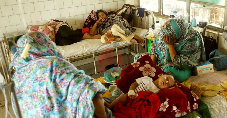 হামের সংক্রমণ আশঙ্কাজনক, টিকা সংকট ও অপুষ্টিতে বাড়ছে মৃত্যুঝুঁকি