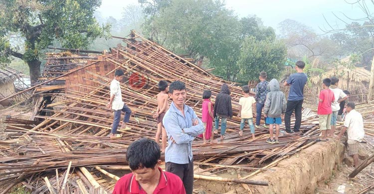সাজেকে কালবৈশাখীর তাণ্ডব, খোলা আকাশের নিচে ২৪ পরিবার