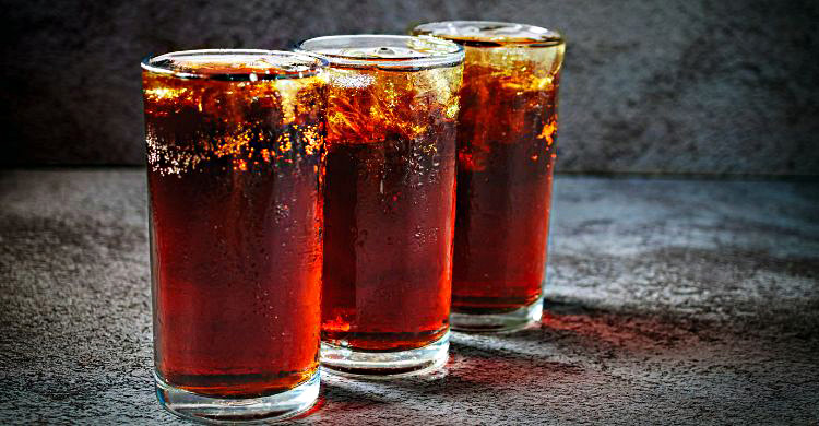 ভারী খাবারের পর সফট ড্রিংকস খেতে ইচ্ছা করে কেন